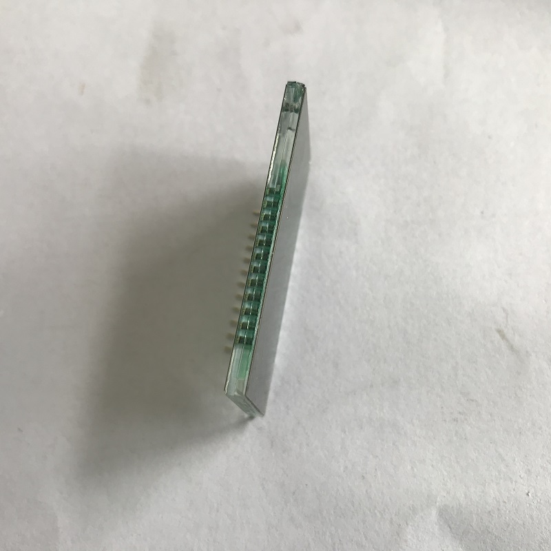 ��y�O��LCDҺ����